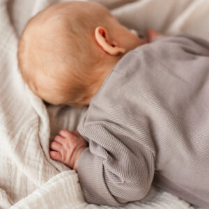 Rib Strampler "Eli" taupe – Bild 3
