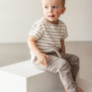 Sweathose "Milo" taupe – Bild 5